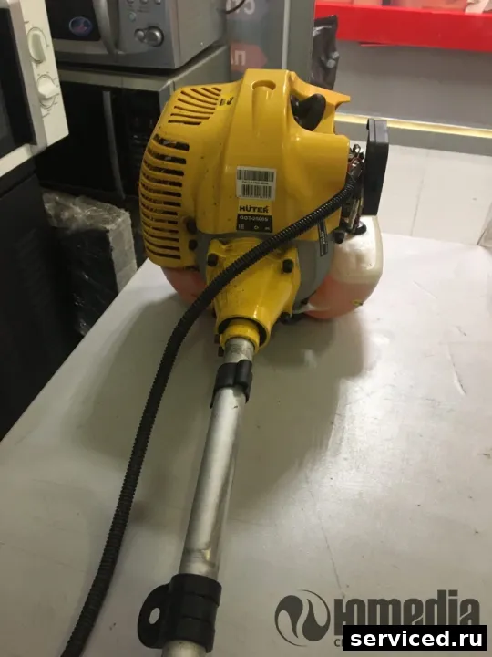 Бензокосилка (бензотриммер) Huter GGT-2500S