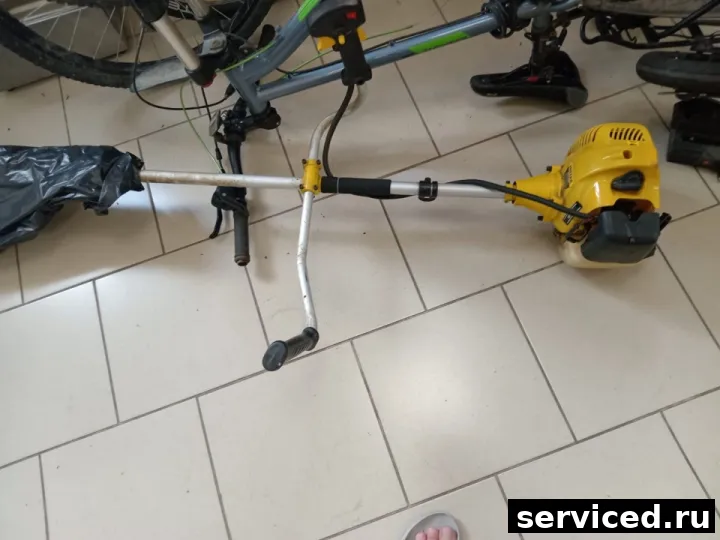 Бензокосилка (бензотриммер) Huter ggt430t