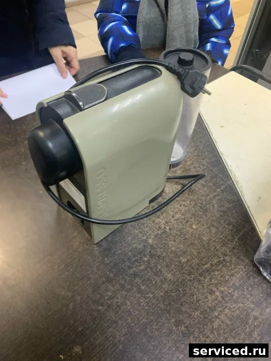 Капсульная кофемашина Nespresso C50