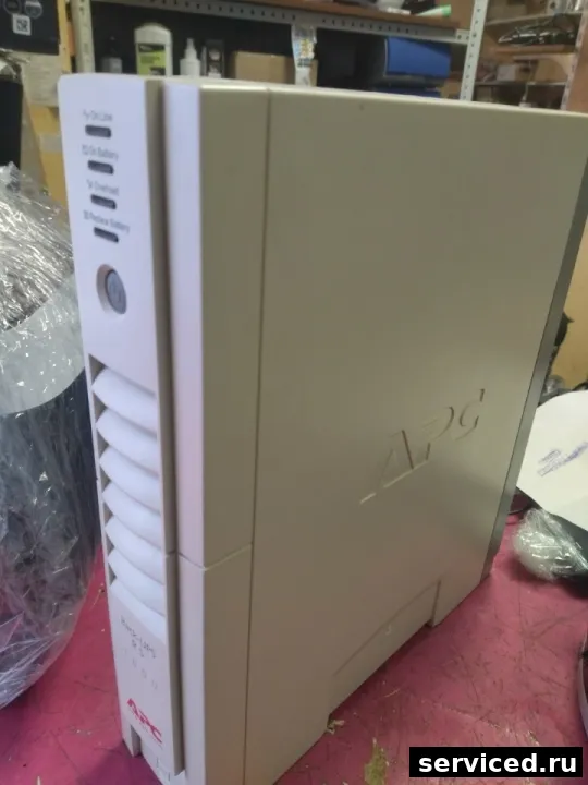 ИБП APC Back-UPS BR1000
