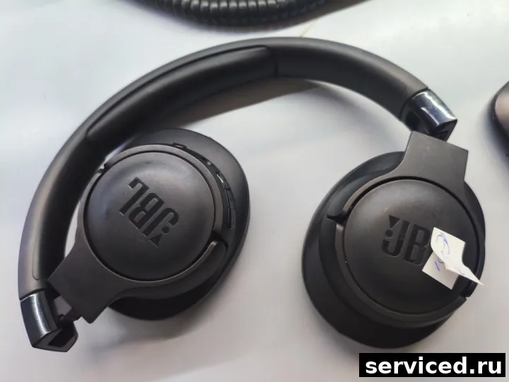 Наушники JBL 720