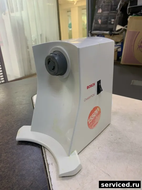 Мясорубка Bosch MFM1550/04
