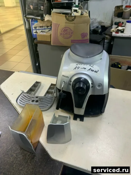 Кофемашина Philips Saeco HD8649